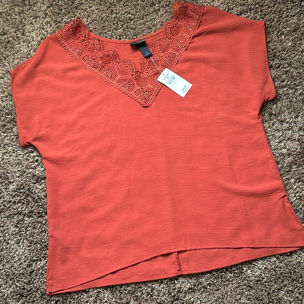 Women's Terracotta Lace V-Neck Top